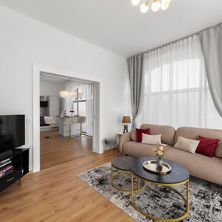 Liebelei Miesbach - Boutique-Apartment Mit Terrasse Im Zentrum Ngoại thất bức ảnh
