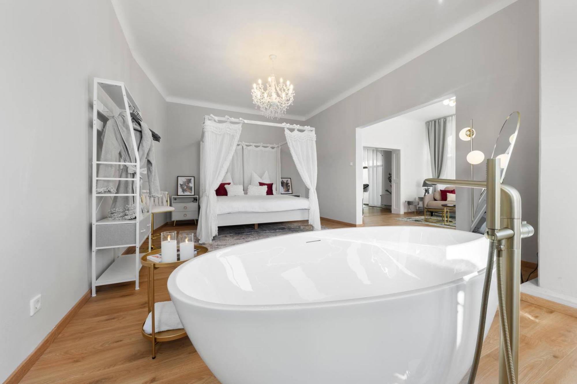 Liebelei Miesbach - Boutique-Apartment Mit Terrasse Im Zentrum Ngoại thất bức ảnh