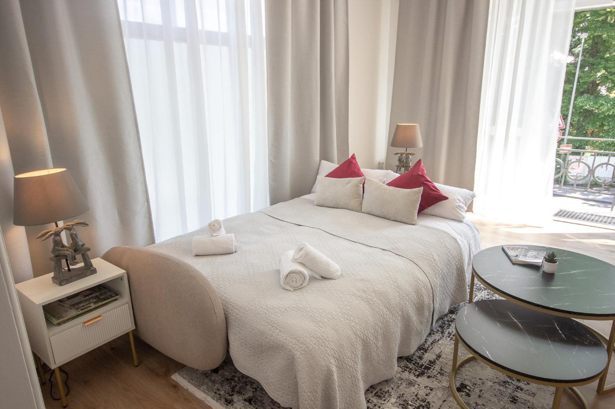Liebelei Miesbach - Boutique-Apartment Mit Terrasse Im Zentrum Ngoại thất bức ảnh