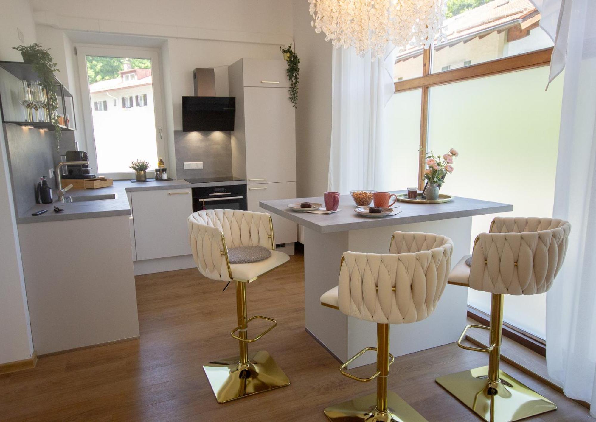 Liebelei Miesbach - Boutique-Apartment Mit Terrasse Im Zentrum Ngoại thất bức ảnh